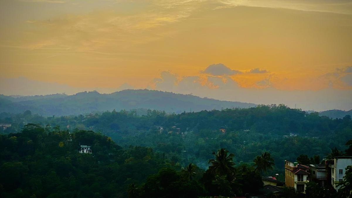 Kandy Hill Escape Bagian luar foto