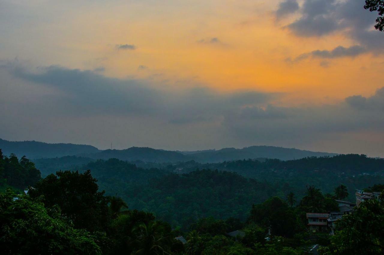 Kandy Hill Escape Bagian luar foto